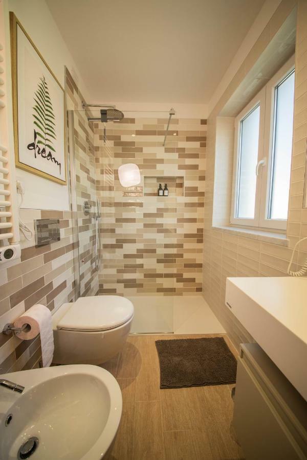 Gardenhouse Sarzana Apartment Luaran gambar